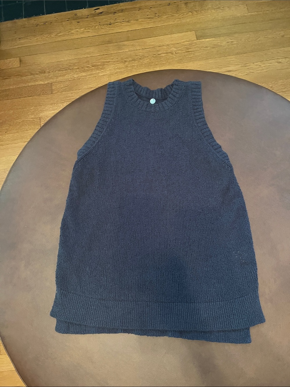 Margaret O’Leary hi low knit tunic medium navy vest